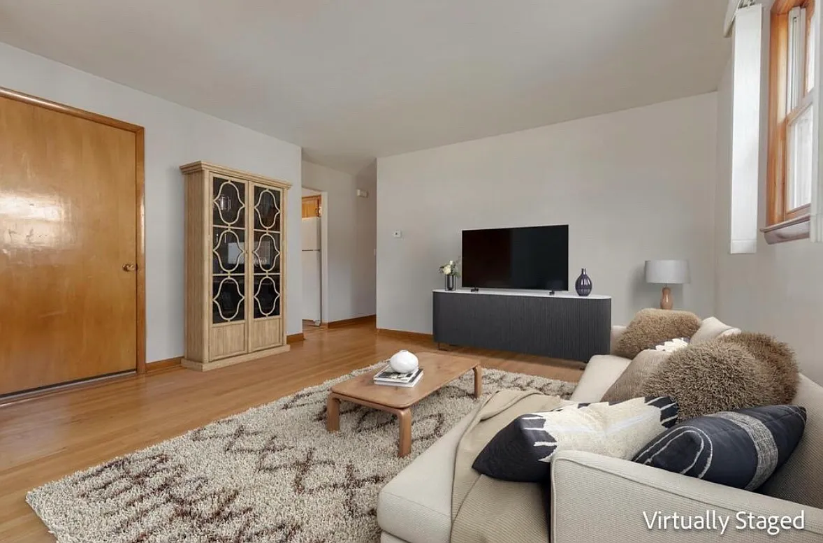 3 bed, $1,800 — Photo 3