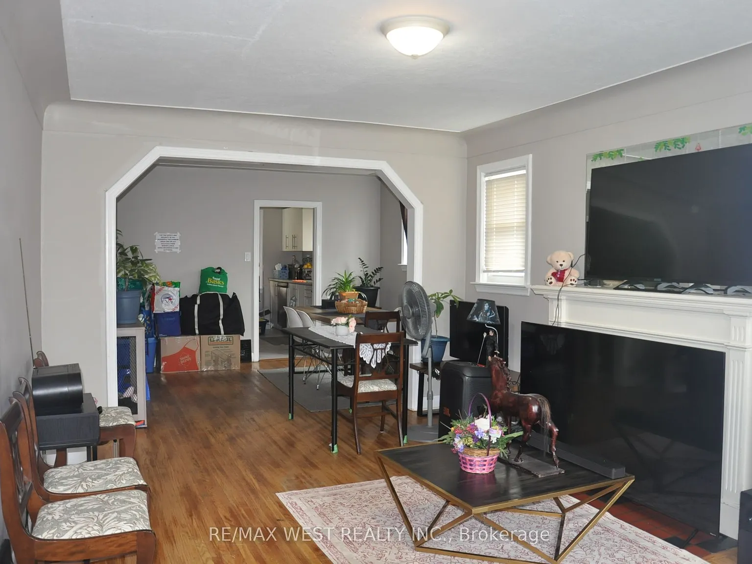 6 bed, $3,200 — Photo 3