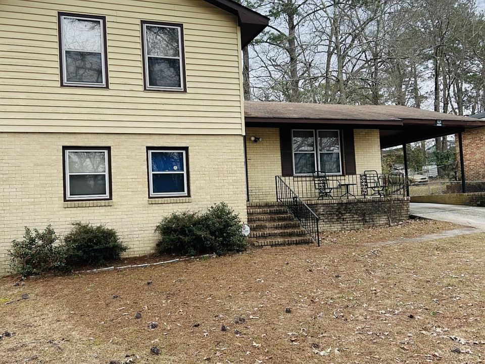1st image of 973 Irving Dr