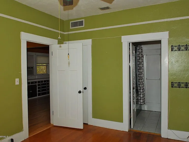 909 N 7th Ave — Photo 10