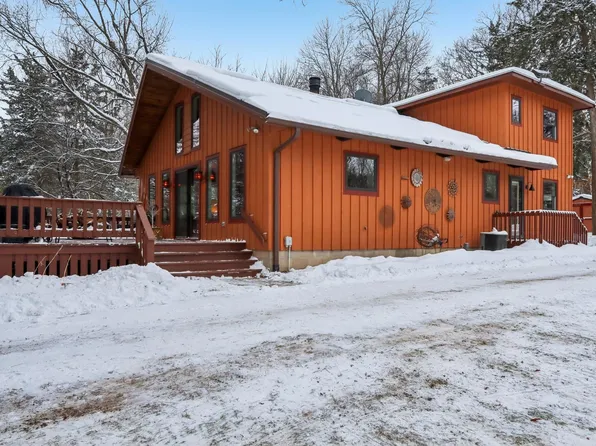 S5315 Sleepy Hollow Rd, Baraboo, WI 53913