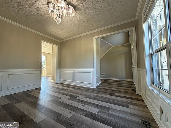 5th image of 311 Park Creek Rdg