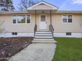 9 Riccis Drive, Jackson, NJ 08527