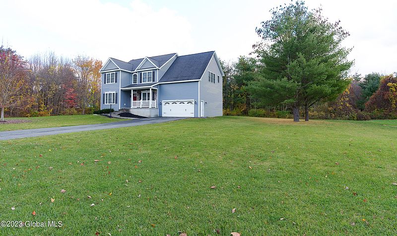 2nd image of 2782 W Lydius Street