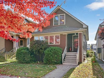 5213 W Warner Ave, Chicago, IL, 60641