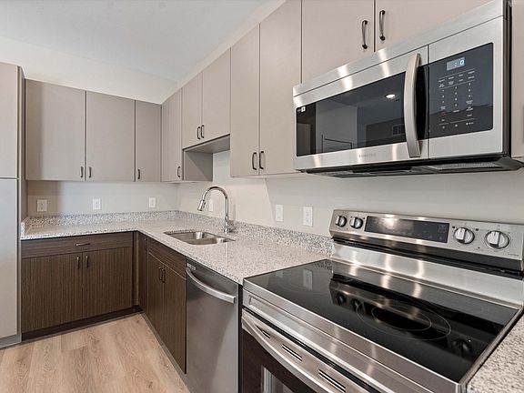3rd image of 15345 W Goodyear Blvd N #1033