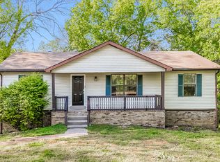 3500 Roundwood Forest Dr, Antioch, TN 37013