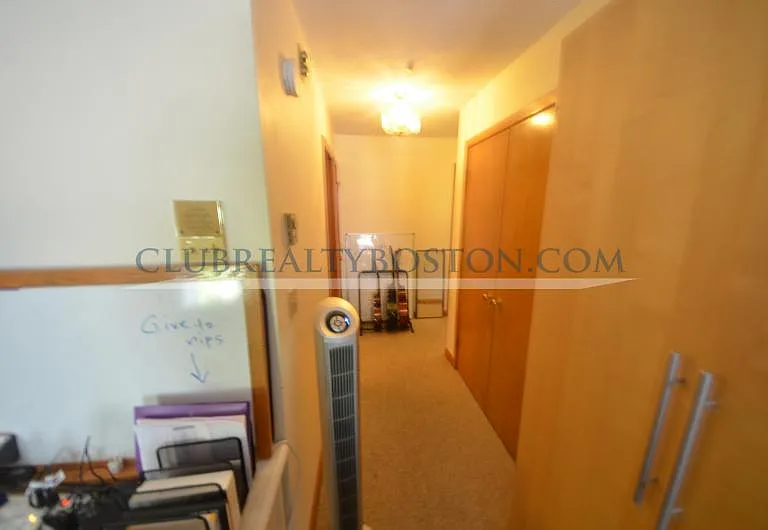 344 Market St #6 — Photo 5