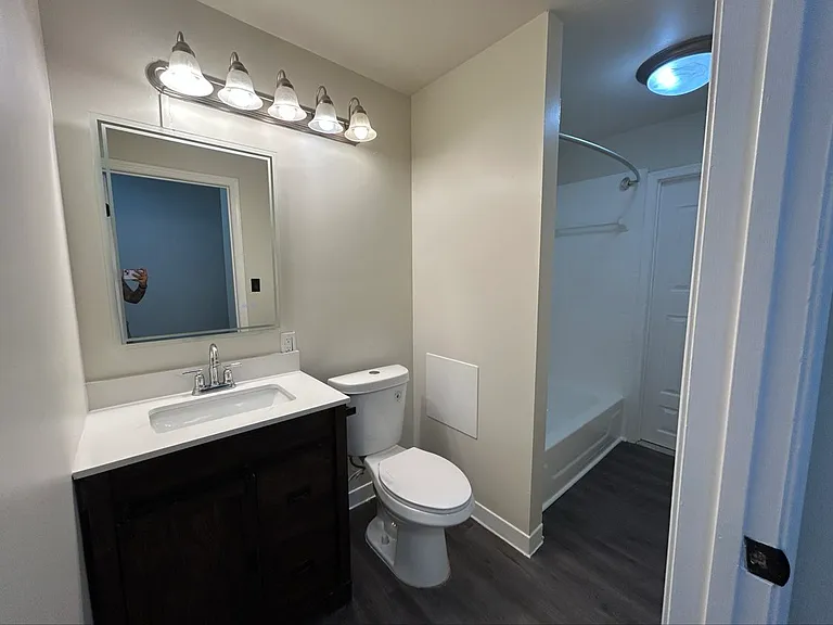 Vernon Homes — Photo 55