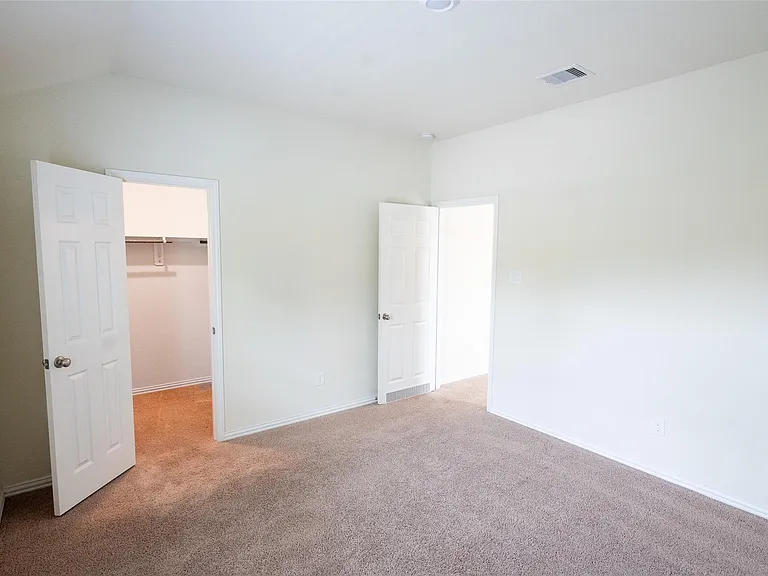 216 N Lynx Trl — Photo 35