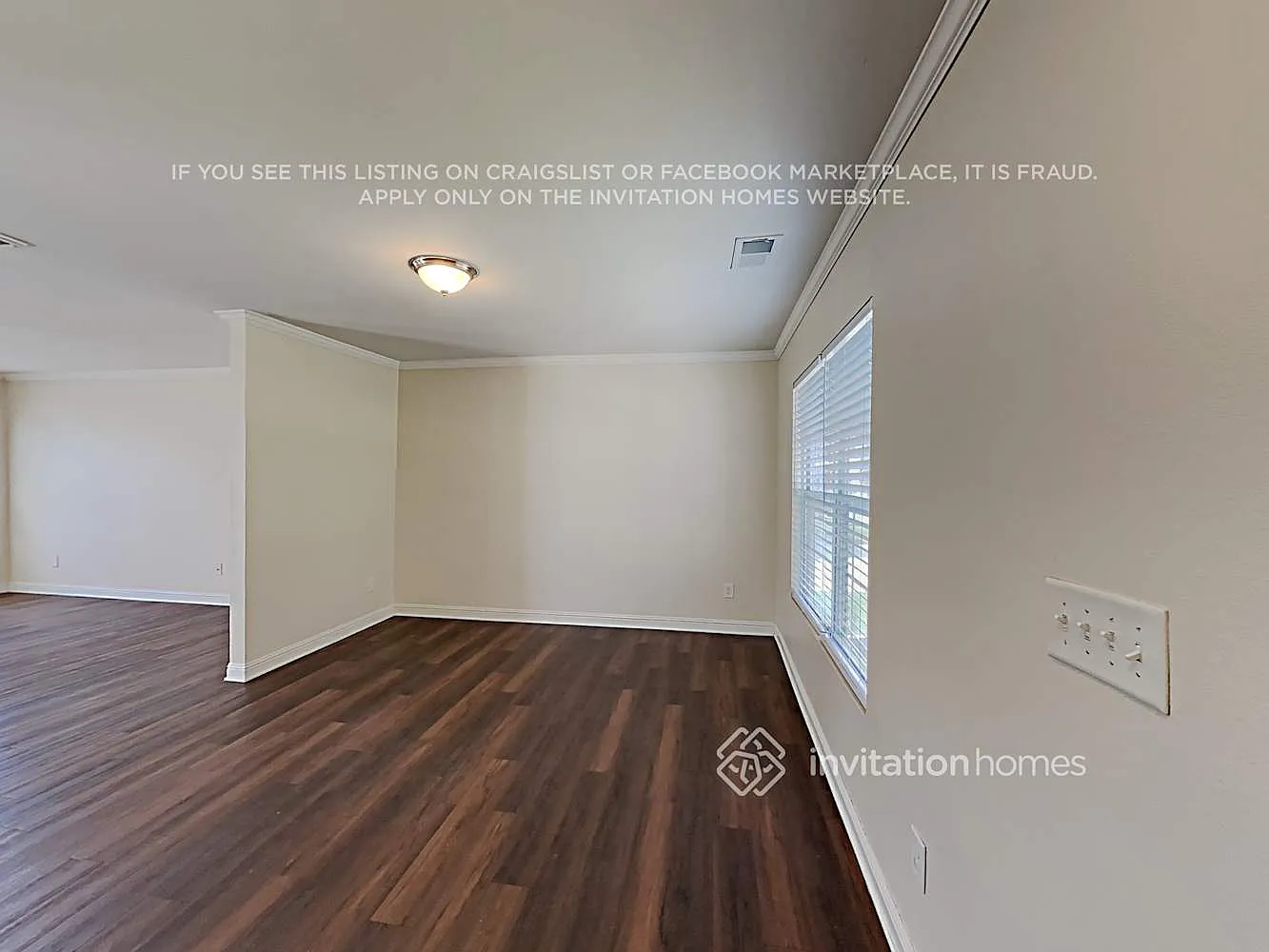 9721 Hollyburgh Ter Charlotte, NC 28215 — Photo 4