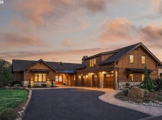 3745 Arrowhead Ave, Hood River, OR 97031