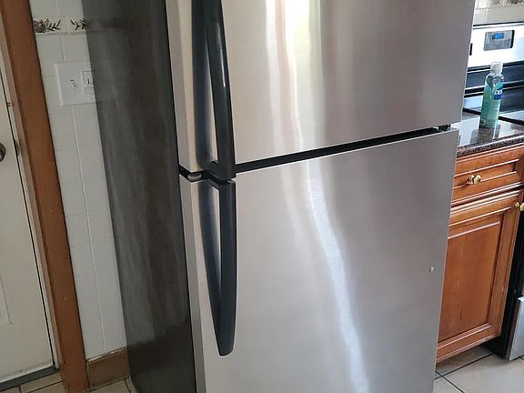 4th image of 71 Malden St #1