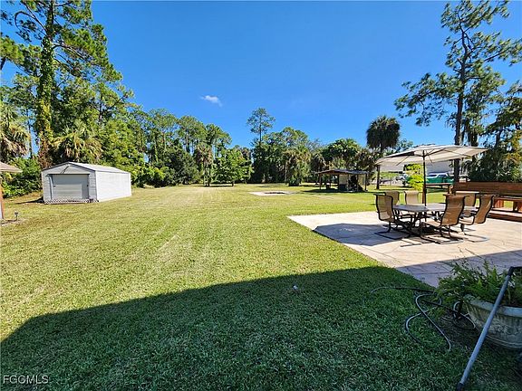 2nd image of 820 3rd St SW