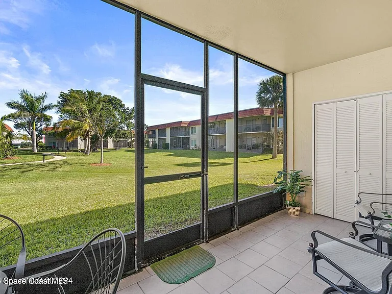 201 Saint Lucie Ln #201 — Photo 14