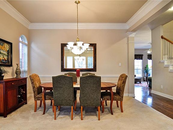 5th image of 2330 Clearspring Dr N