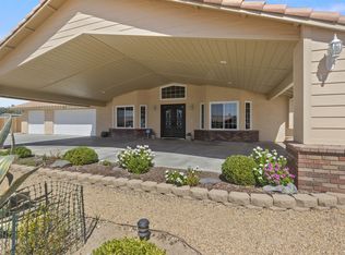 18720 Munsee Rd, Apple Valley, CA 92307