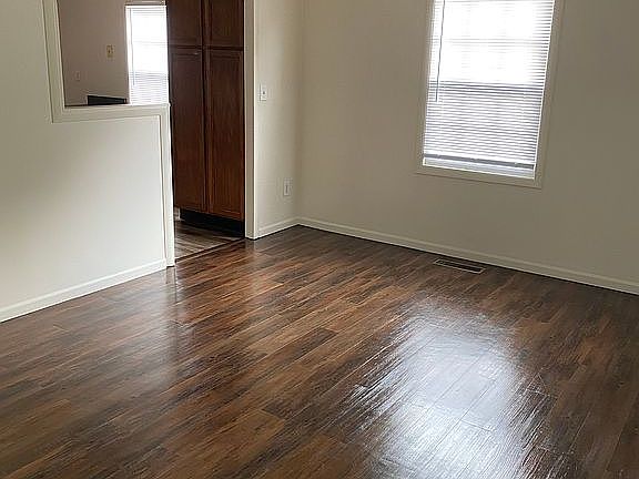 2nd image of 4109 Riverview Ln