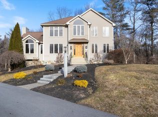 12 Cardinal Cir, Derry, NH 03038
