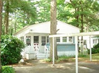 32 Forestdale Dr, Halifax, MA 02338