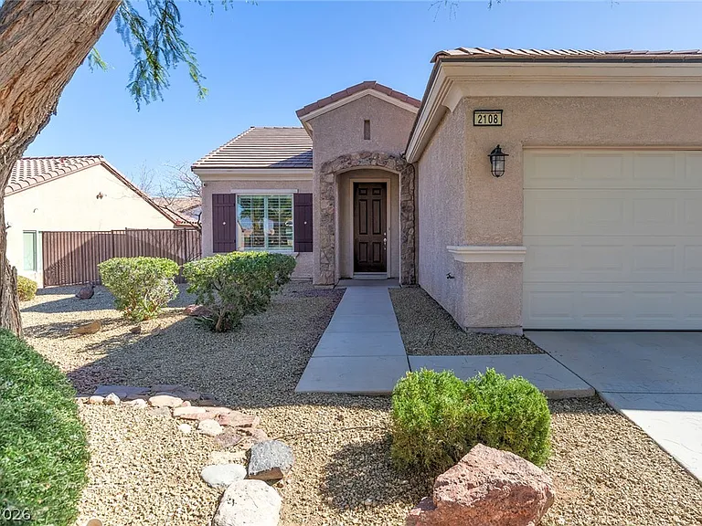 2108 Mardela Springs Ct — Photo 2