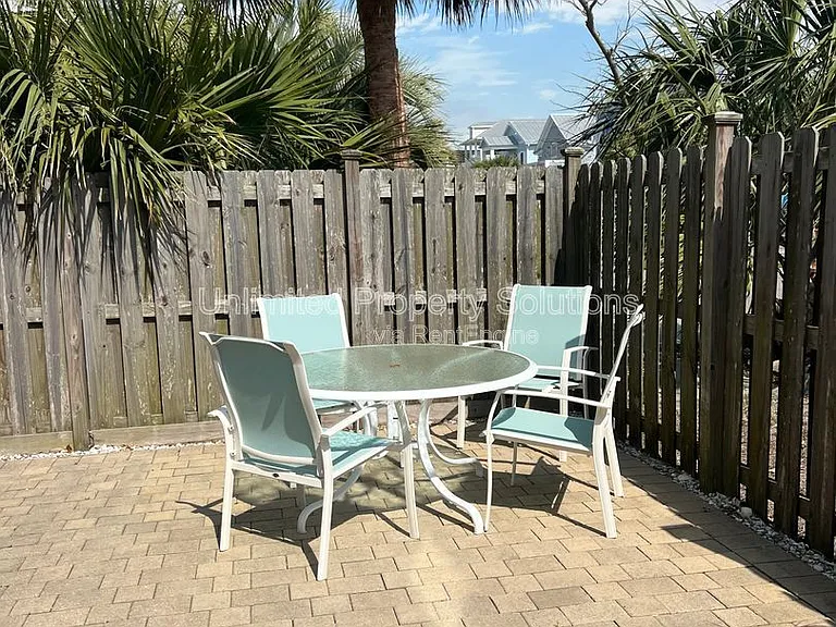 700 Ocean Blvd #1 — Photo 18