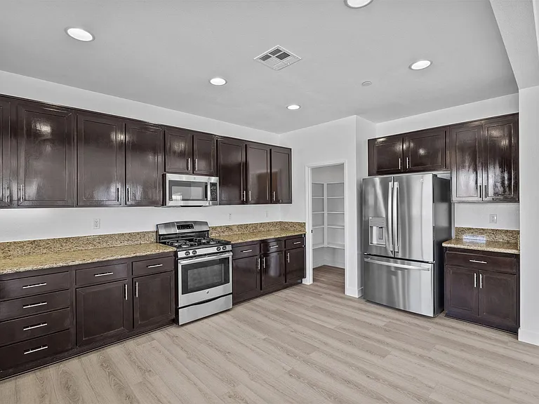35178 Fennel Ln — Photo 12