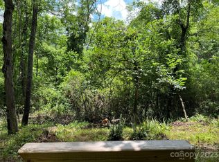 9999 Davis Cove Rd, Leicester, NC 28748