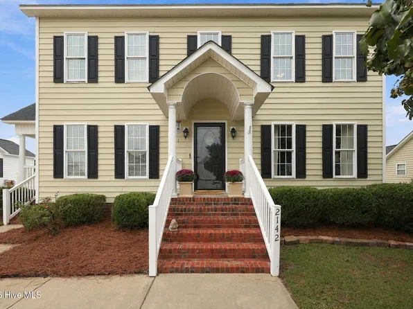 2142 Preston Trails Drive, Winterville, NC 28590