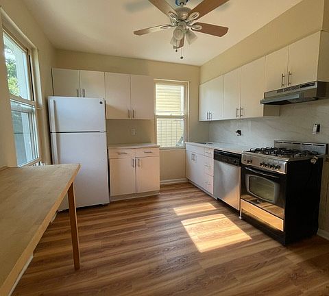 4th image of 14 Flower St