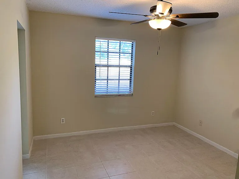 5794 SE Mitzi Ln — Photo 12