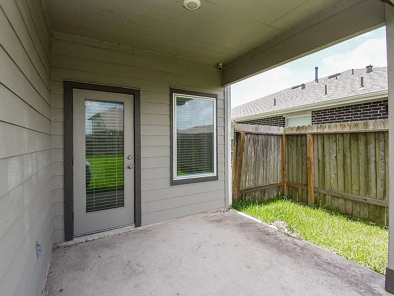 8030 Milam Ln — Photo 19