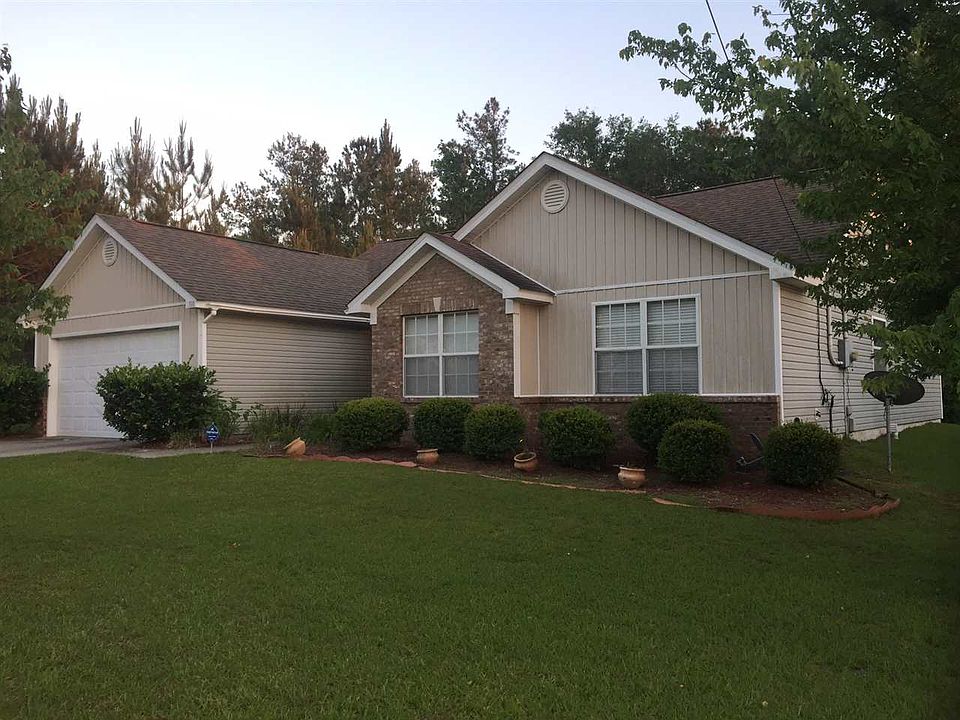 1st image of 310 Charles Willis Dr