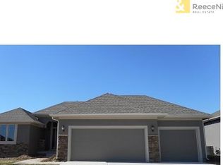 2641 W 146th Ter, Leawood, KS 66224