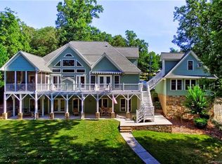 8779 Dog Leg Rd, Sherrills Ford, NC 28673