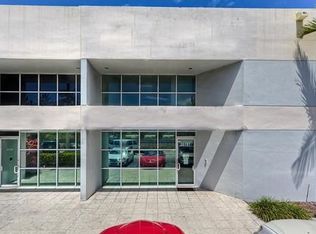 20191 NE 16th Pl, Miami, FL 33179