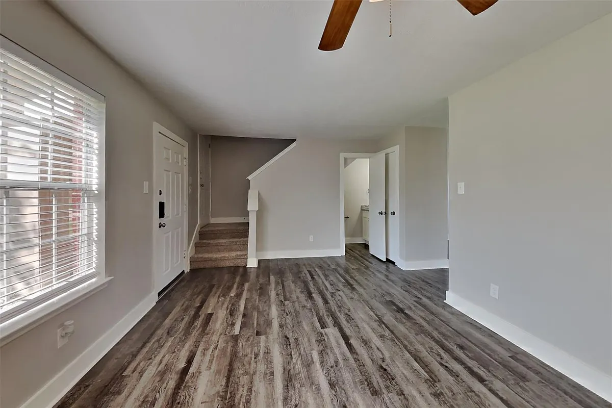 Building Photo - 5150 Summit Lodge Dr