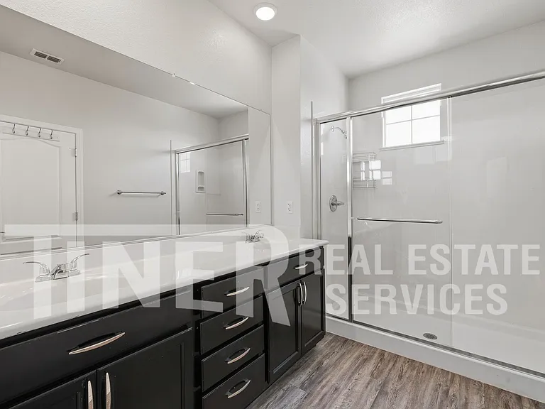 203 Rochdale St — Photo 14