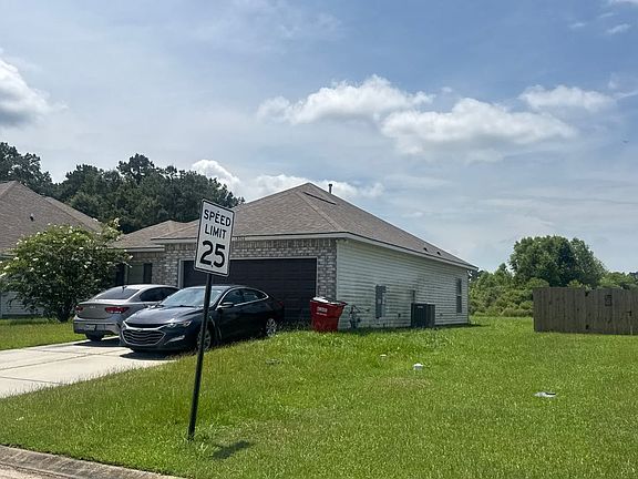 2nd image of 13702 Acacia Ct