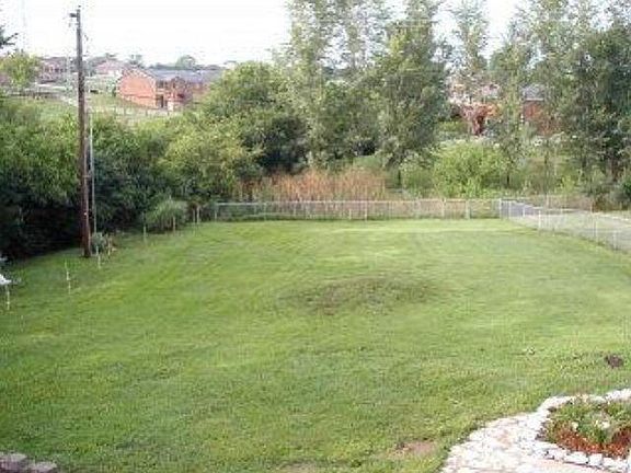 4th image of 2232 Mercer Dr