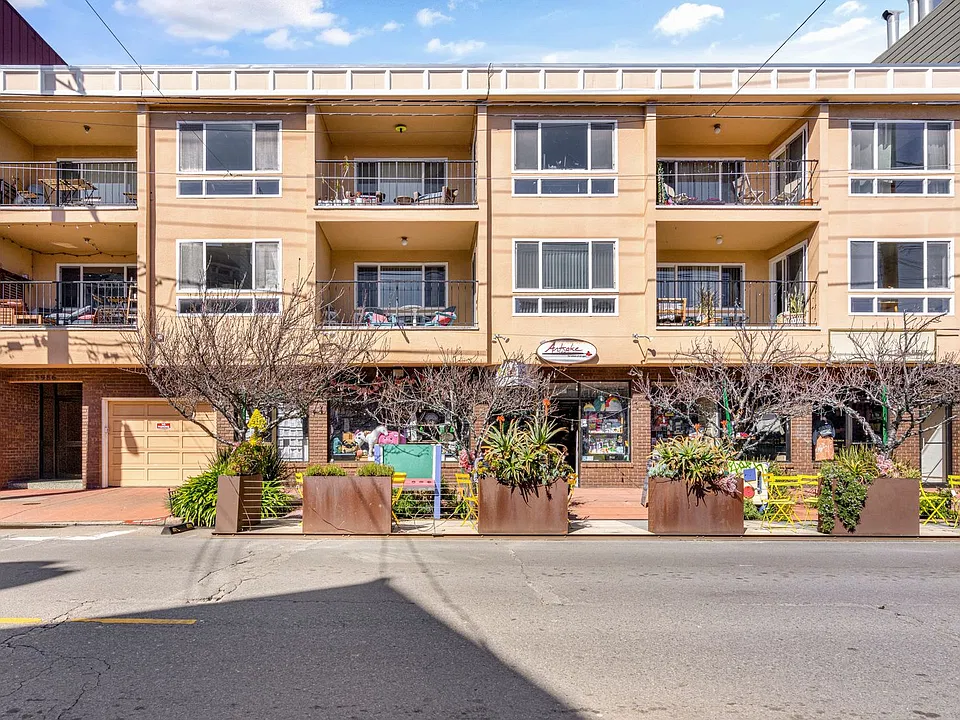 3980-3986 24th Street