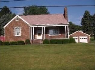 314 Smithfield St, New Castle, PA 16101