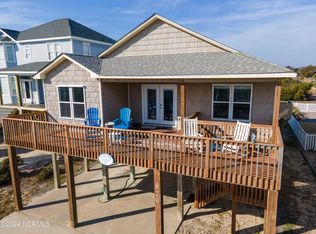 620 E Beach Dr, Oak Island, NC 28465