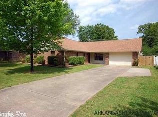 37 Frances Dr, Conway, AR 72032