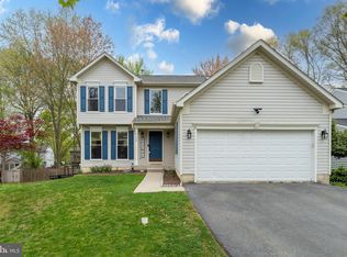 106 Foxhound Dr, Glen Burnie, MD 21061