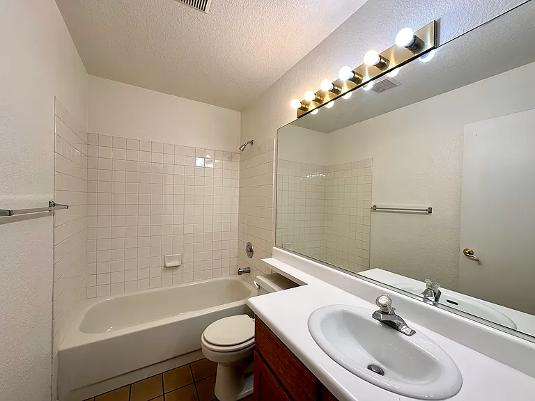 847 Single Tree Dr — Photo 10