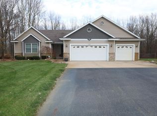 4093 Sandy Ridge Dr, Dorr, MI 49323