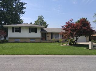 240 N 5th St, Breese, IL 62230