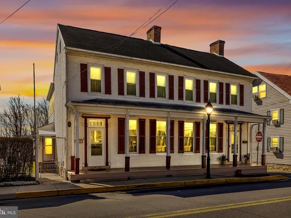 30 W Main St, Thurmont, MD 21788