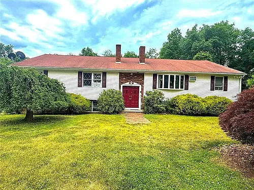 35 Brookdale St Photo 1